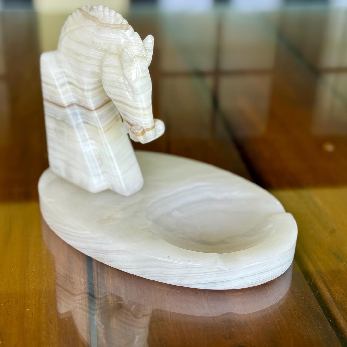 A Handmade Ashtray White Marble Onyx Sculptured Chess Trojan Horse Head Display
