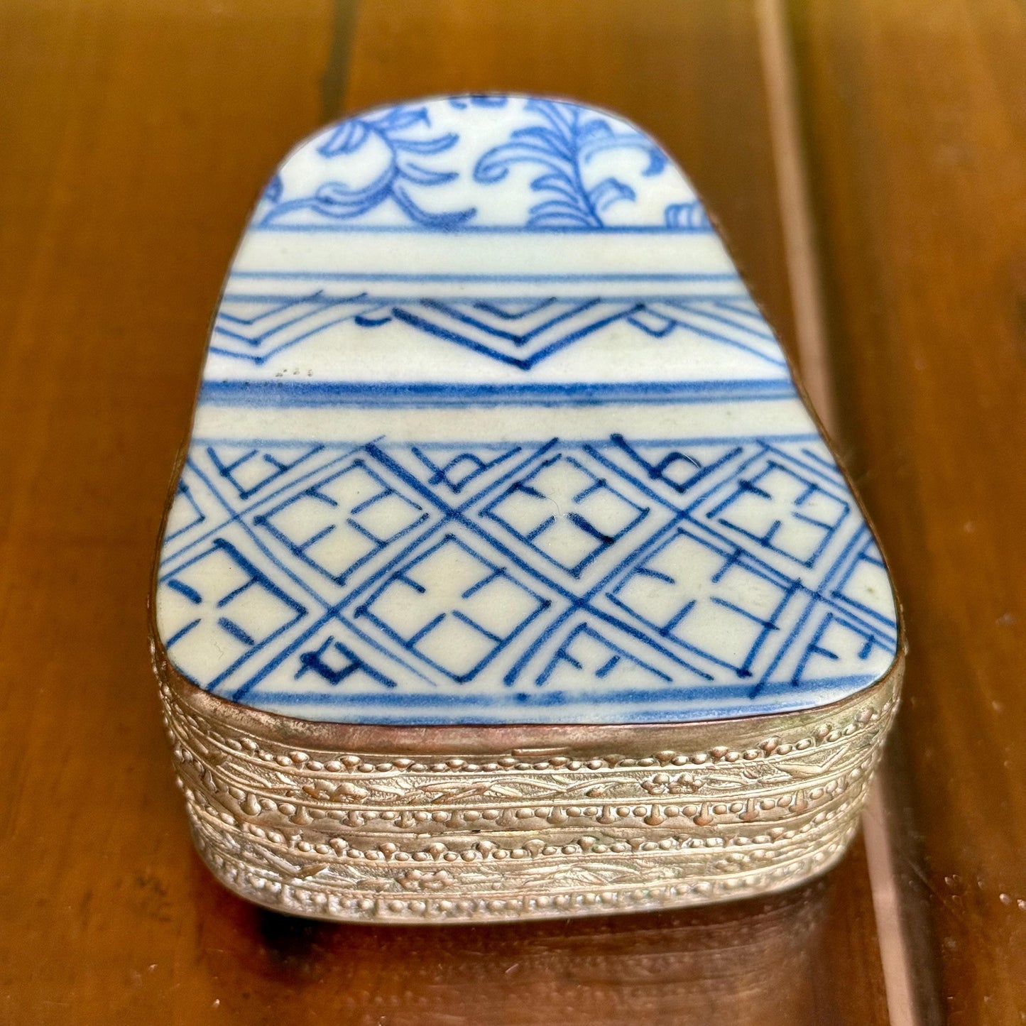 Antique Chinese Qing Dynasty Blue White Porcelain Shard Silver White Metal Box