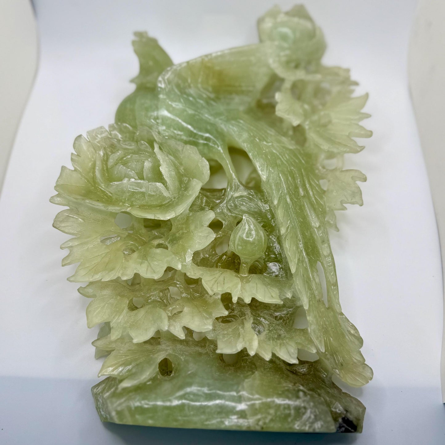 Antique Natural Xiu Jade Hand-Carved Phoenix Bird and Rose Bush Sculpture Art