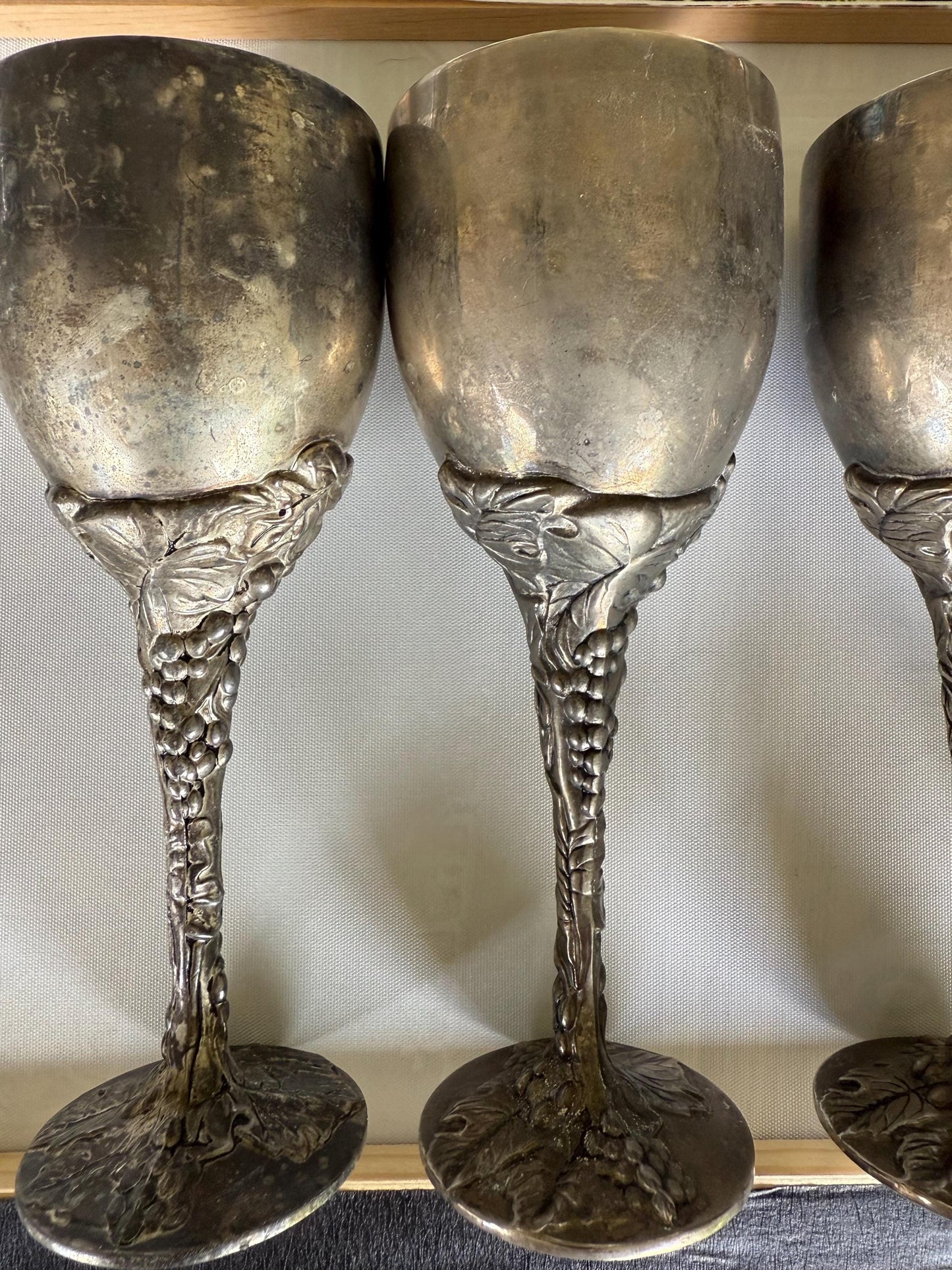 A Set of 5 Godinger Grape Stem Goblets Silver Plated Vintage Chalice