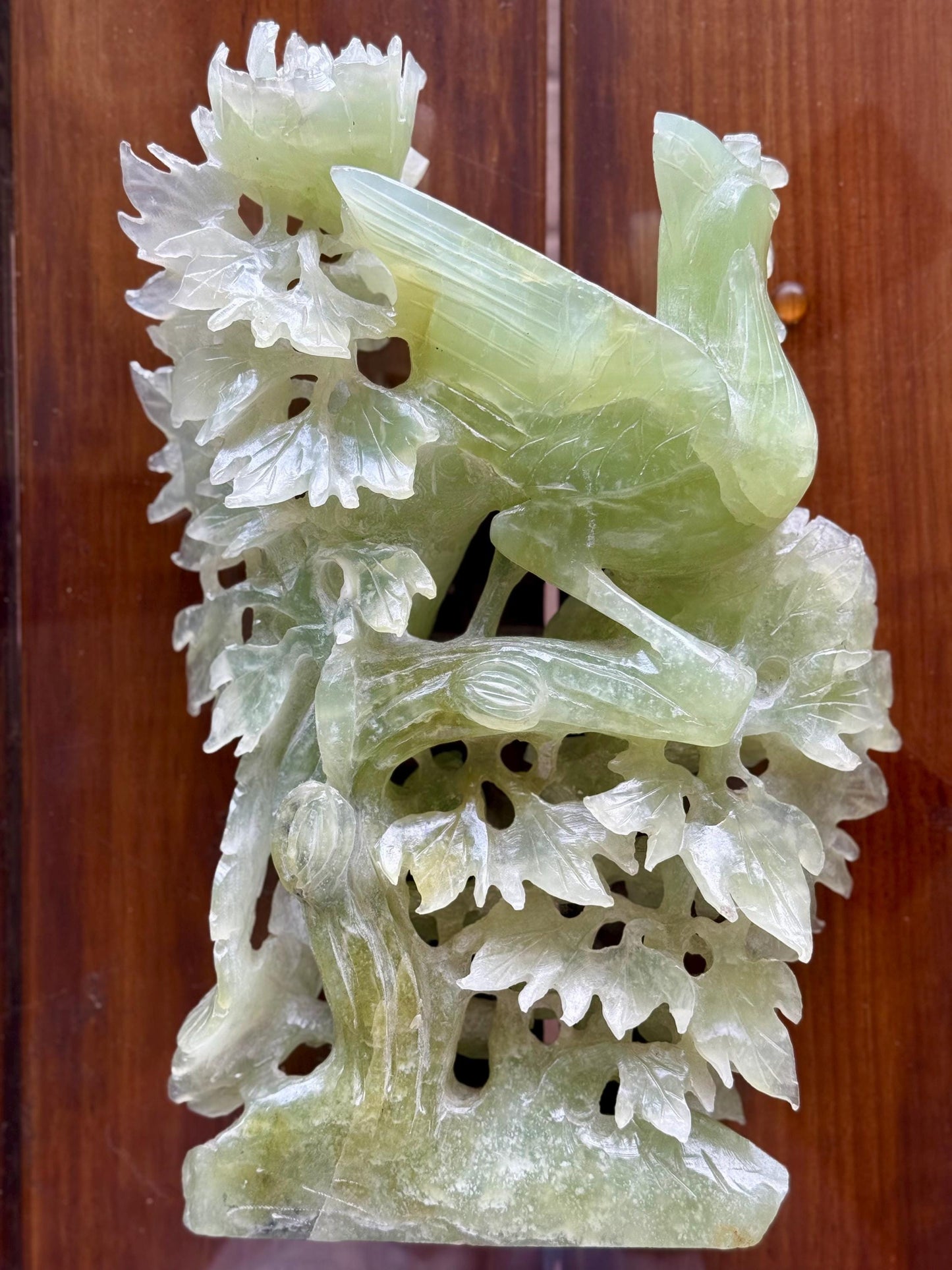 Antique Natural Xiu Jade Hand-Carved Phoenix Bird and Rose Bush Sculpture Art