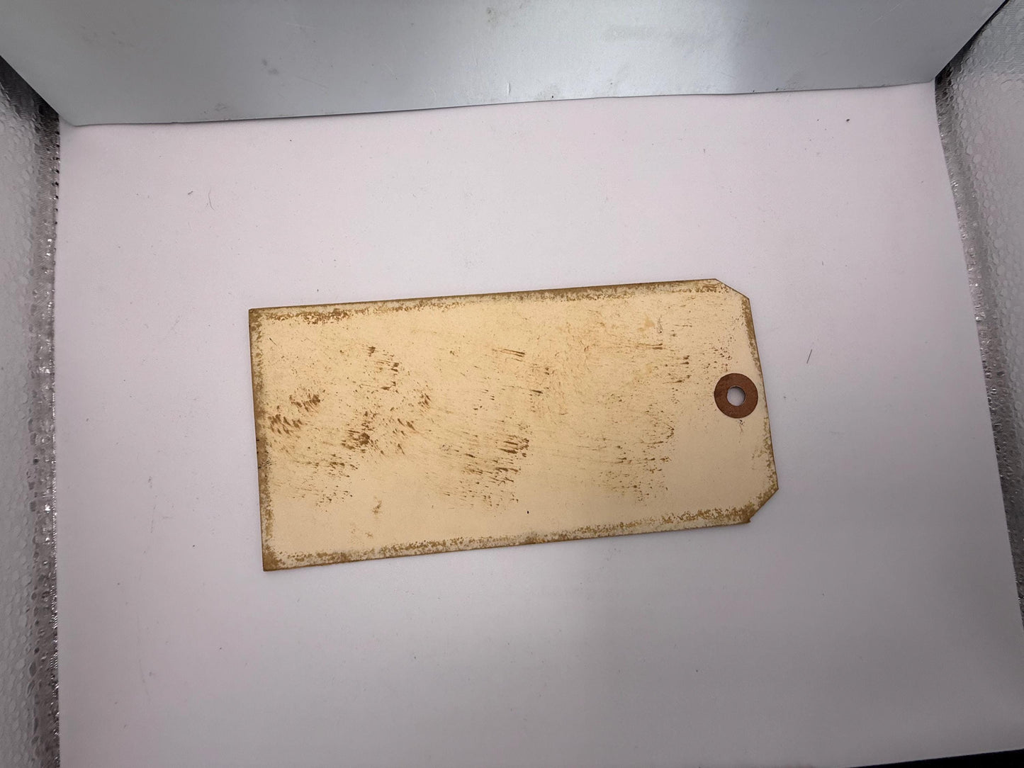 A Vintage Style Hang Tag Luggage Bag Card Tag