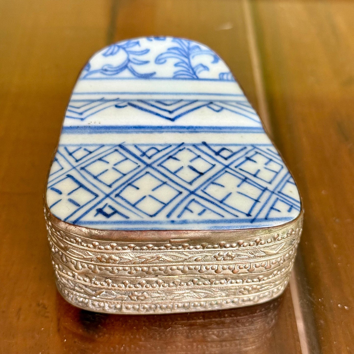 Antique Chinese Qing Dynasty Blue White Porcelain Shard Silver White Metal Box