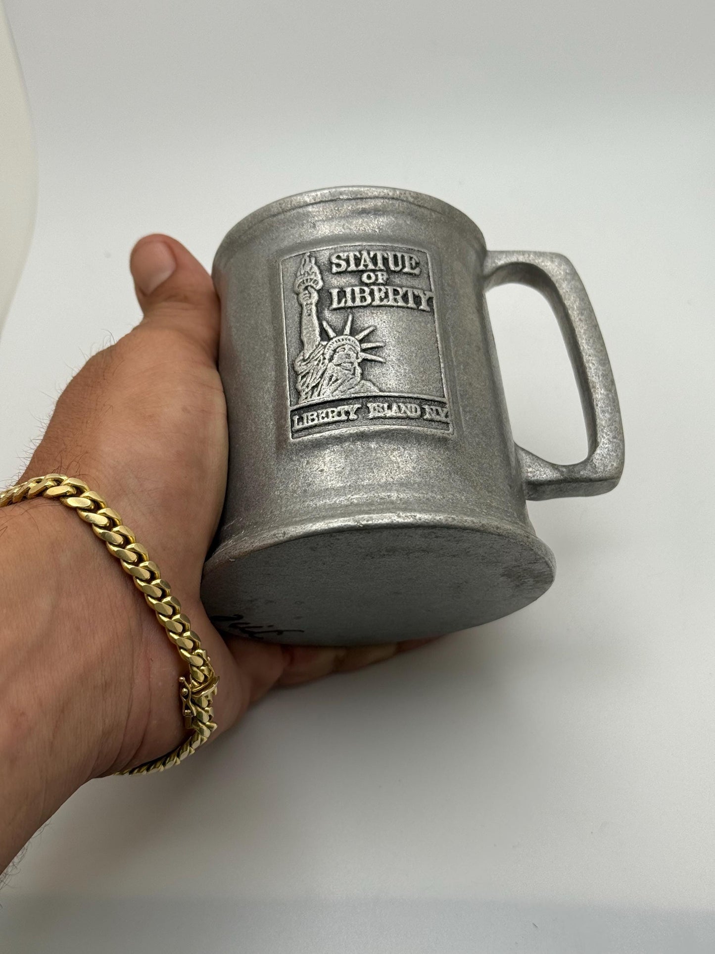 A Vintage Pewter Cup Statue of Liberty Souvenir Tumbler  Drink Mug Made In USA Art