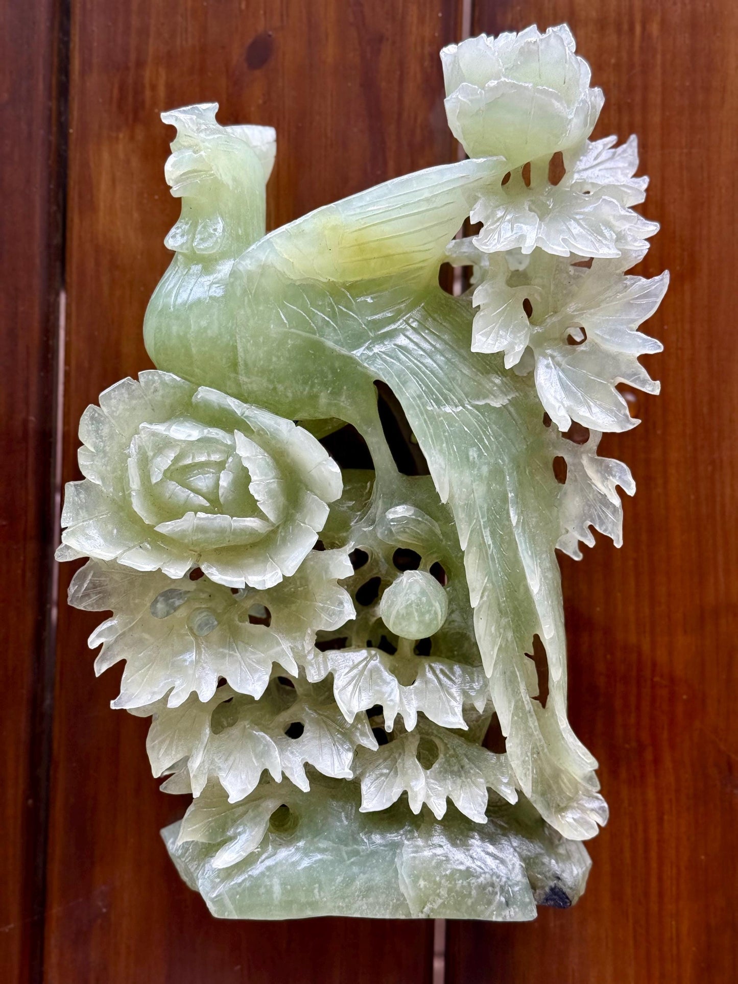 Antique Natural Xiu Jade Hand-Carved Phoenix Bird and Rose Bush Sculpture Art