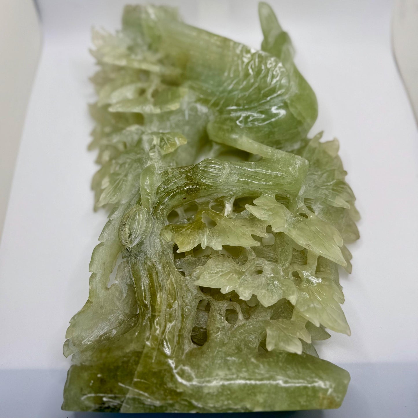 Antique Natural Xiu Jade Hand-Carved Phoenix Bird and Rose Bush Sculpture Art