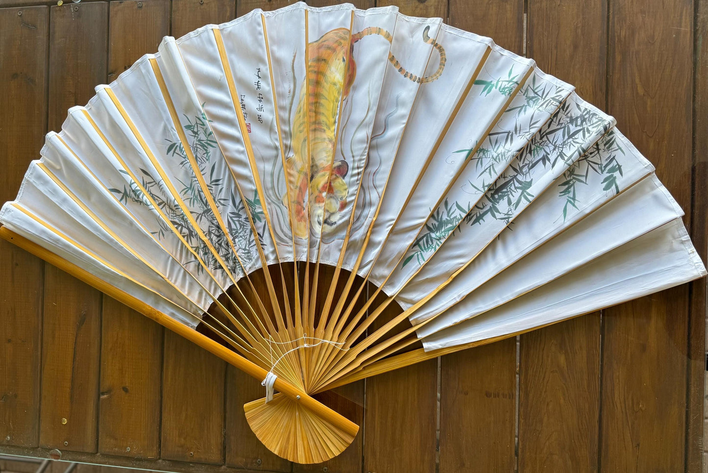 A Vtg Lrg Handheld Wooden Folding Fan Tiger Painting Asian Japanese Korean Art