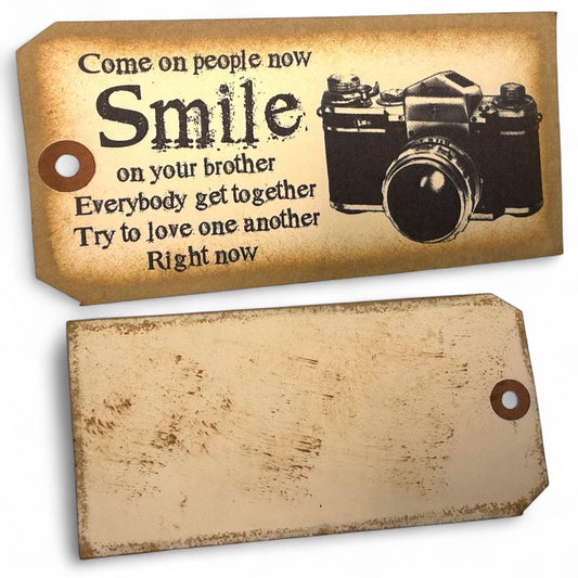 A Vintage Style Hang Tag Luggage Bag Card Tag