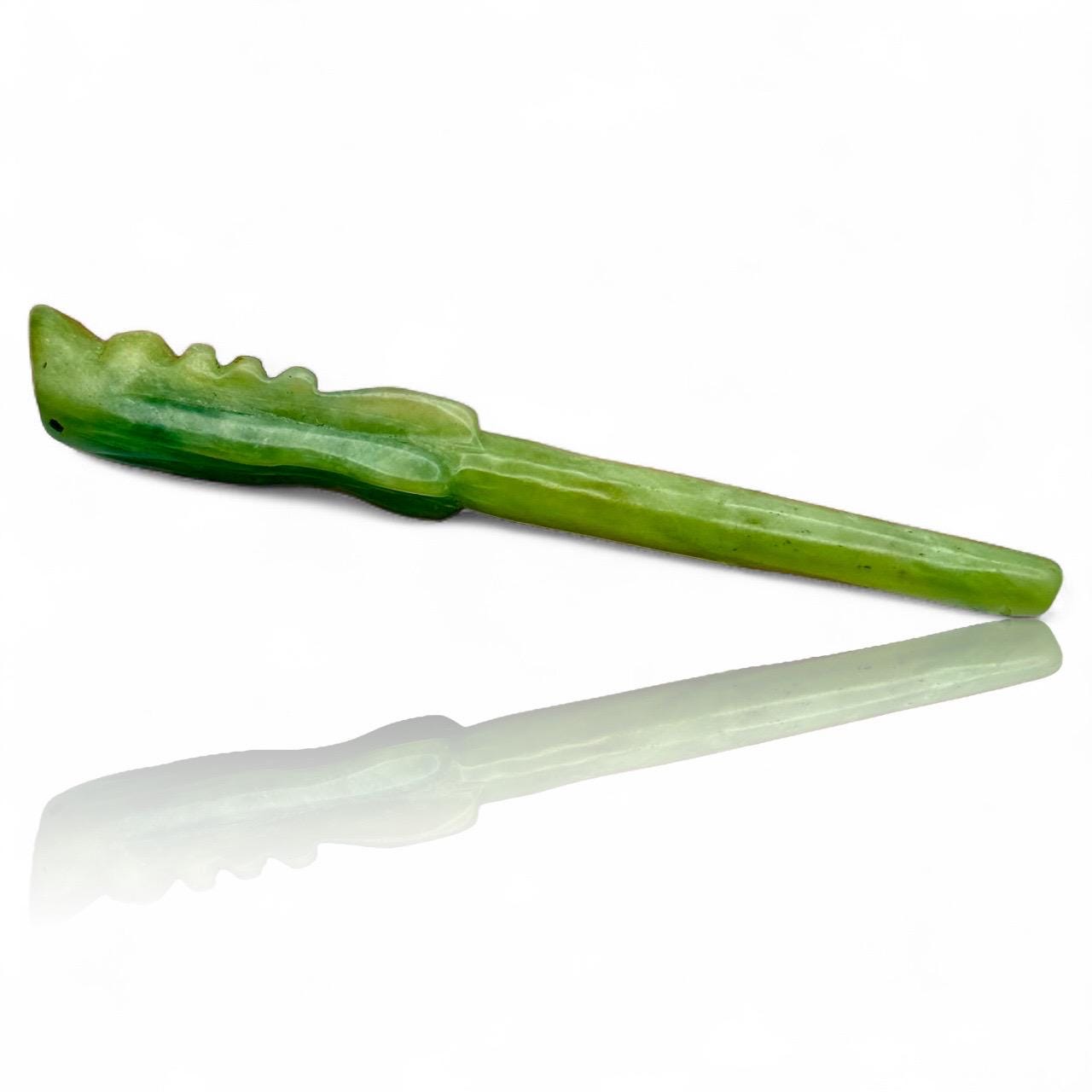 Antique Asian Old Natural Jade Cigarette Holder Hand Carved Dragon Shaped End