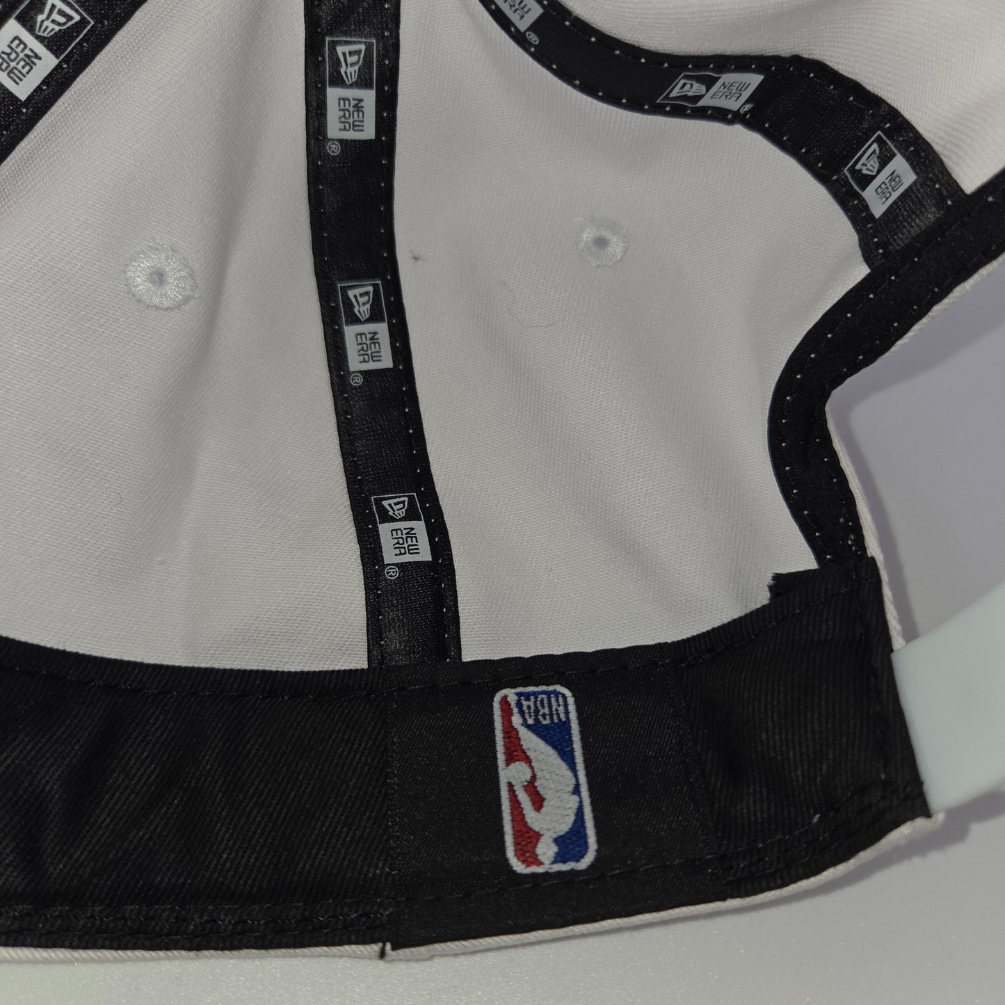 Miami Heat Basketball New Era The Golfer Snapback NBA Hat Vintage Cap White City (Copy)